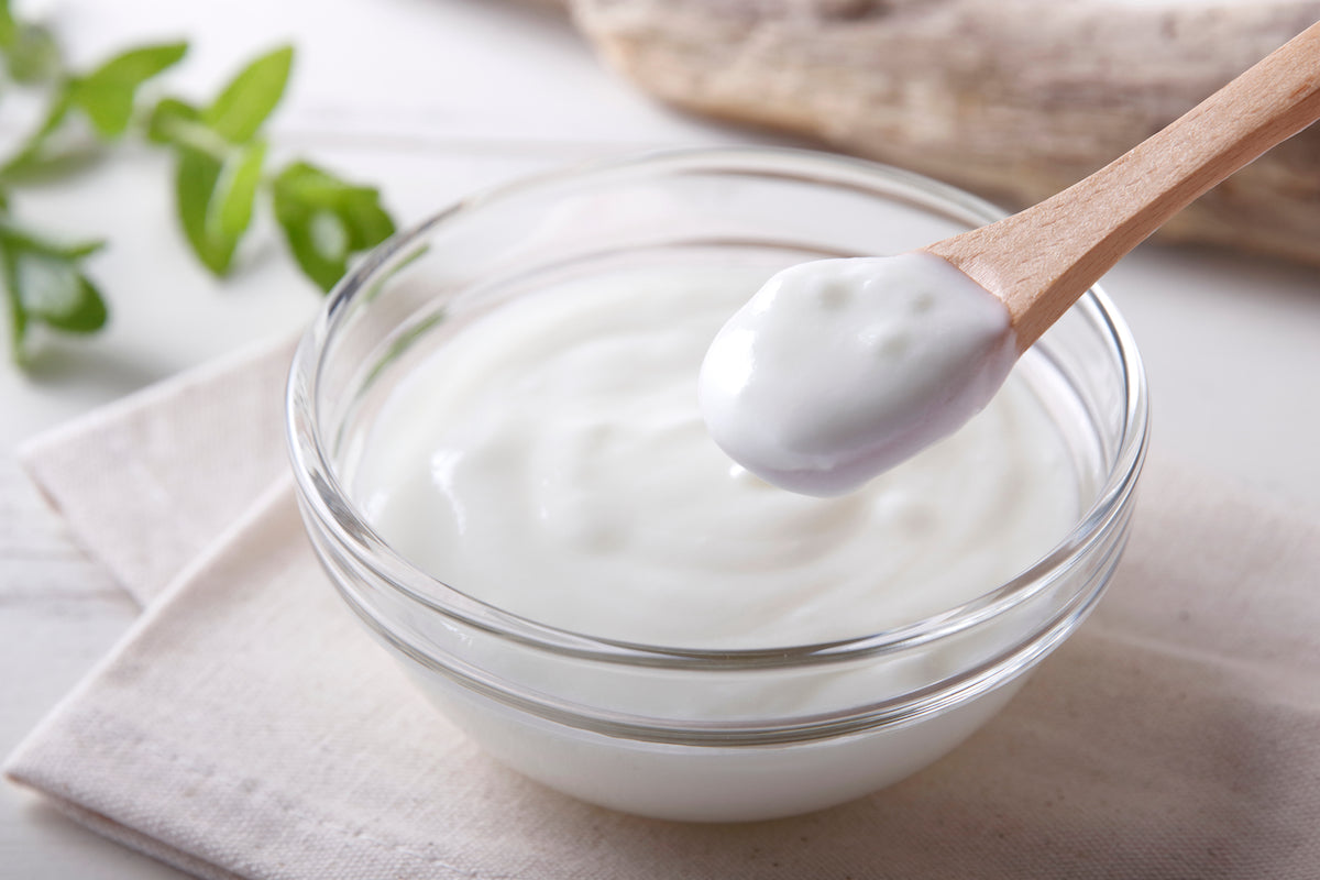 Schüssel mit Joghurt